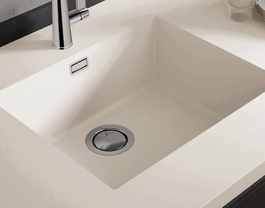 0029 BIANCO MALE
